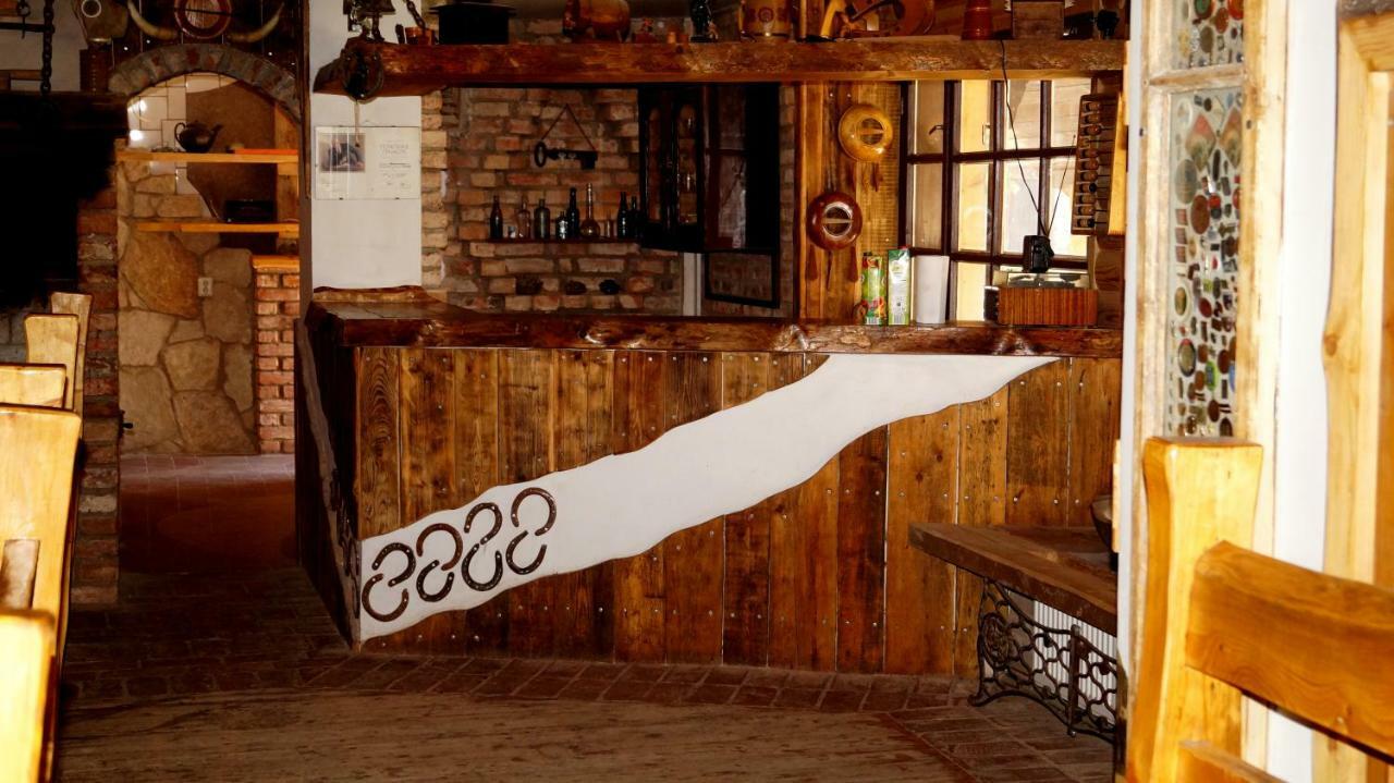 Guest House Jumiezis Plavinas Ngoại thất bức ảnh