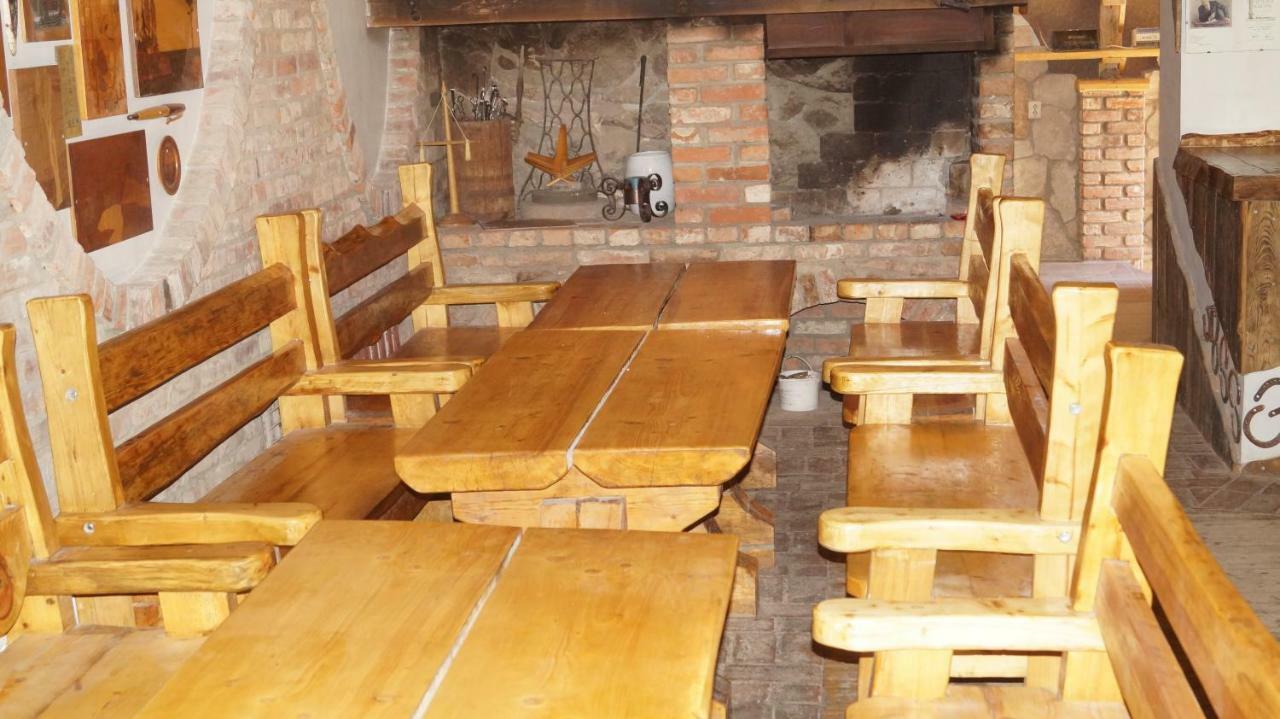 Guest House Jumiezis Plavinas Ngoại thất bức ảnh