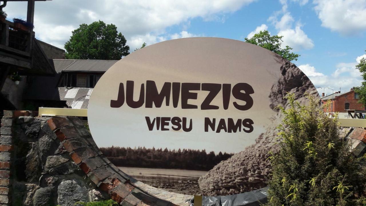Guest House Jumiezis Plavinas Ngoại thất bức ảnh